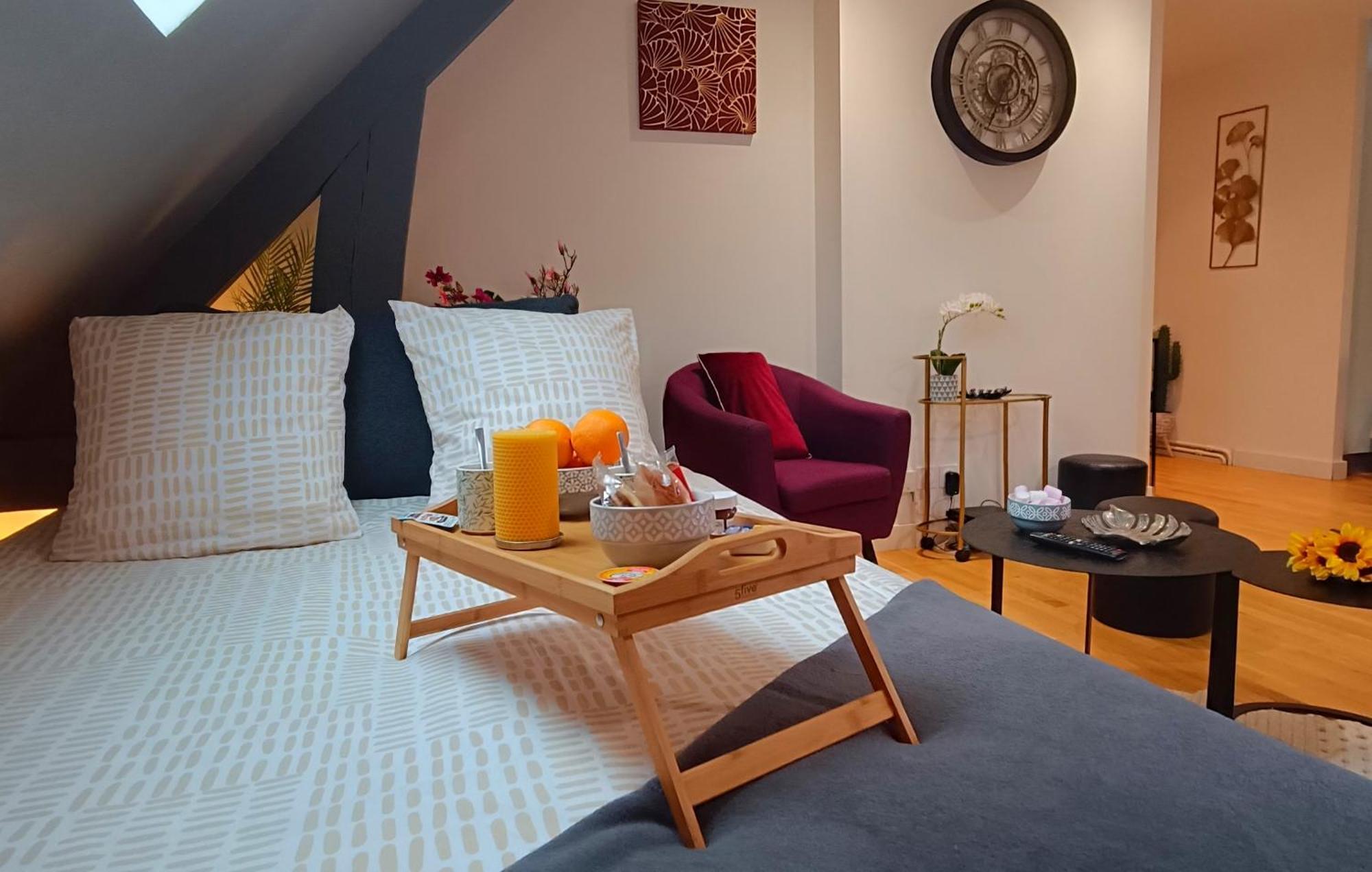 Apartment Vivez Caen A Pied - A 2 Pas Du Chateau, Des Musees, Du Marche, Des Restaurants Et Au Pied Du Port De Plaisance